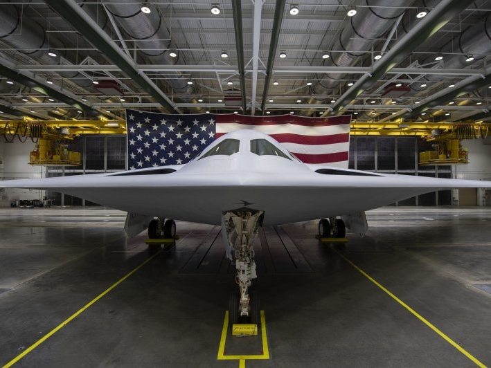 Pentagon Debuts B-21 Raider: Newest Strategic Bomber Since Cold War - Vimarsana News