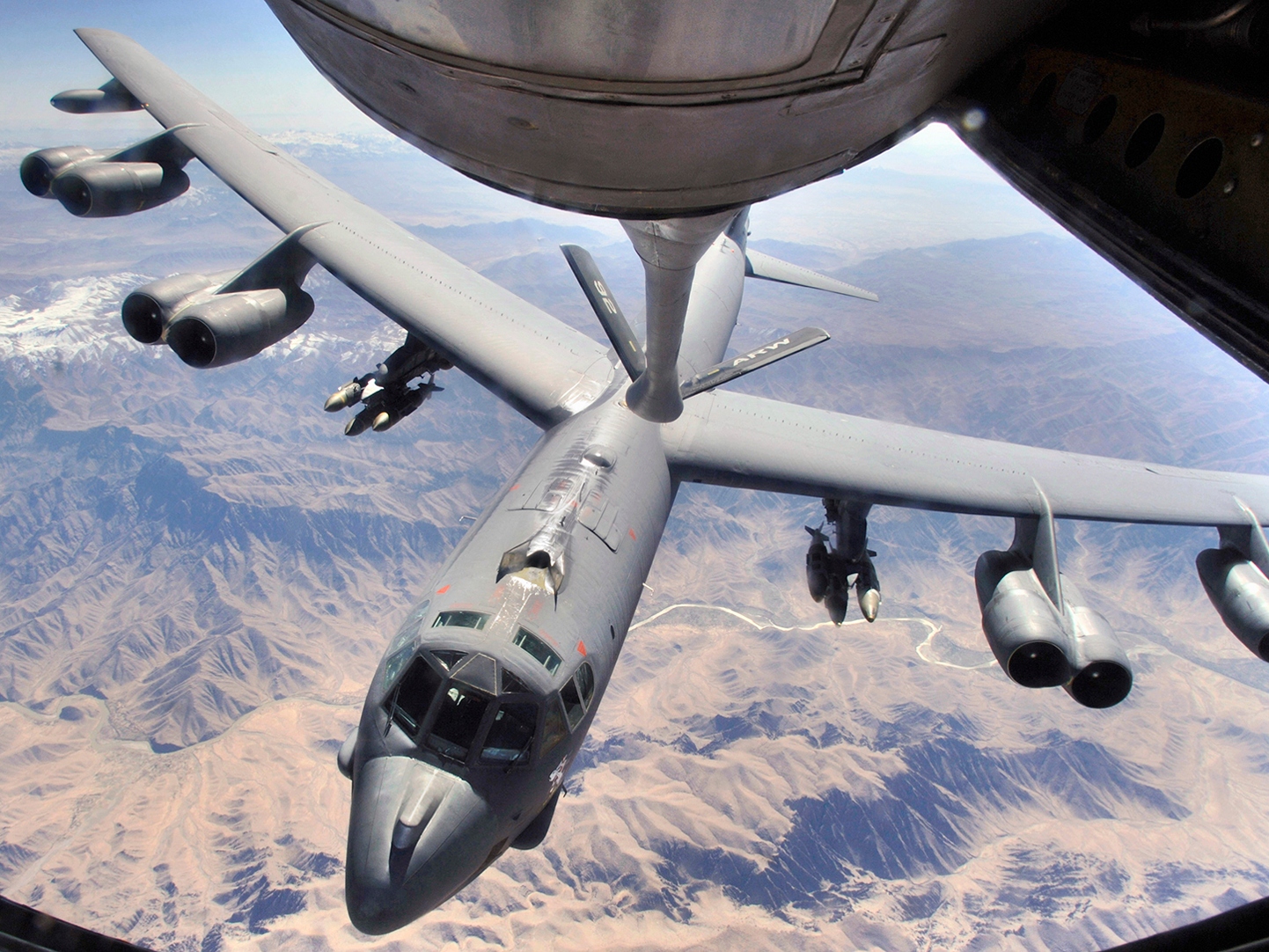 U.S. Air Force Hails 1st Operational Air-Launched Hypersonic Missile - Vimarsana News