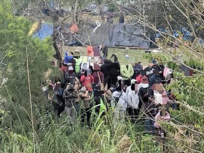 Brownsville Station agents apprehend large groups of migrants on a golf course. (U.S. Border Patrol/Rio Grande Valley Sector)