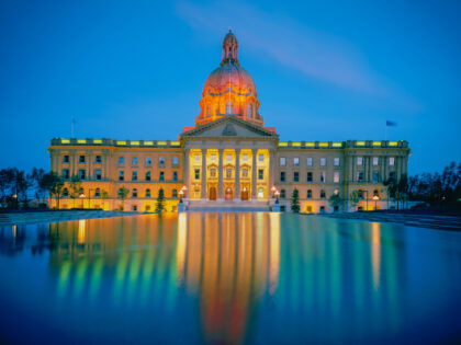 Historical Canada; Historical travel destination; Patriotic location