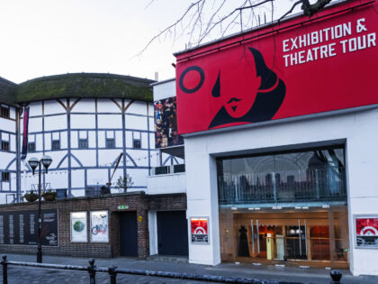 England, London, Southwark, Shakespeare's Globe Theatre, 30075717. (Photo by: Dukas/Universal Images Group via Getty Images)