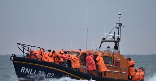 Less Than 1% of Boat Migrants Arrested Under UK Border Control Law - Vimarsana News