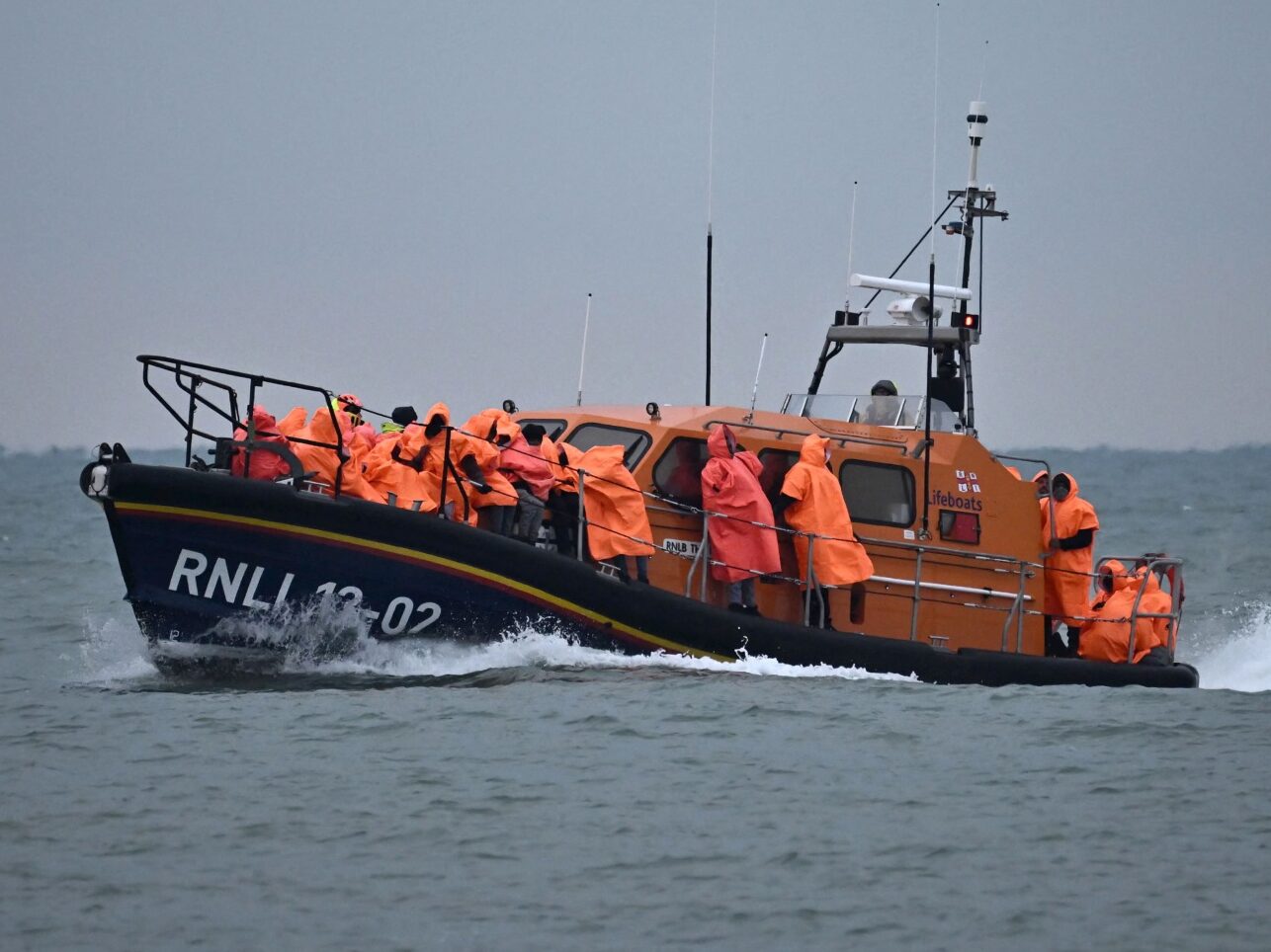 Less Than 1% of Boat Migrants Arrested Under UK Border Control Law - Vimarsana News