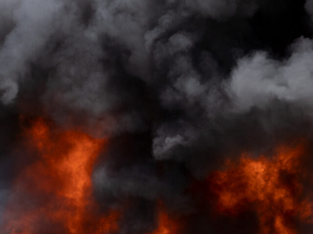 Migrant Dies After Fires Lit in Detention Centre to 'Protest' Border Controls - Vimarsana News