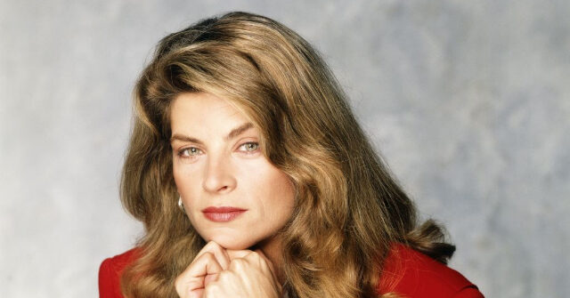 Kirstie Alley, 'Cheers,' 'Look Who’s Talking' Star Dead at 71