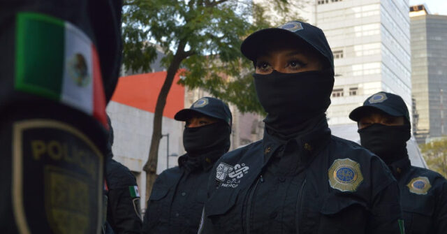 8 Mexico City Cops Arrested On Extortion Kidnapping Charges