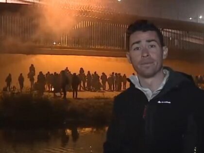 ABC's Matt Rivers on border on 12/12/2022 "World News Tonight"