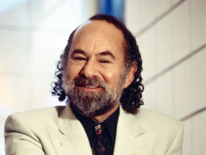 LOS ANGELES - MAY 14: Pictured is Stuart Margolin (as Angel Martin) in the CBS made for television movie, "The Rockford Files: A Blessing in Disguise" (1995), Originally broadcast: May 14, 1995. (Photo by CBS via Getty Images)