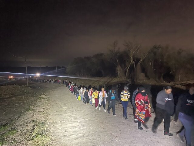 Eagle Pass Border Patrol agents apprehend a large group of more than 600 migrants during t