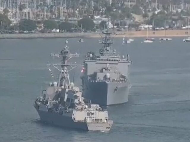‘Warship Chicken’: Two U.S. Navy Ships Narrowly Miss Collision in San Diego Bay