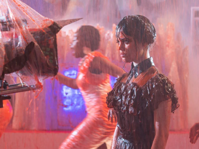 Netflix Series 'Wednesday' Bashed After Jenna Ortega Reveals She Filmed Scene with Coronavirus Infection - Vimarsana News