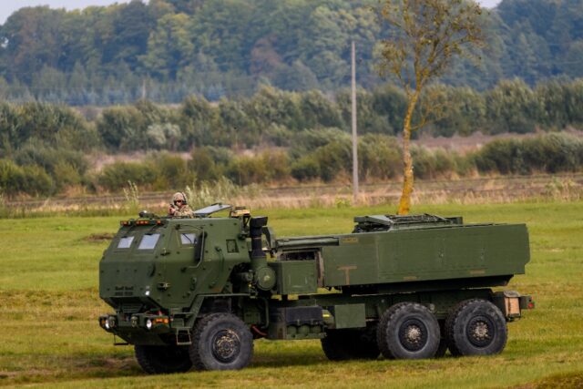 Estonia to buy HIMARS rocket launchers from US - Breitbart