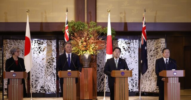 Australia, Japan To Pursue 'more Complex' Joint Military Drills - Breitbart