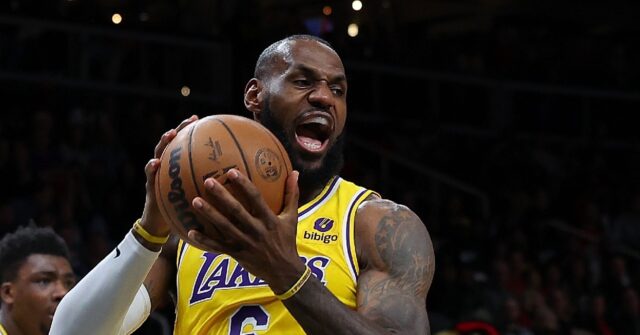 Lebron S 47 Points On 38th Birthday Spark Lakers To Nba Win Breitbart