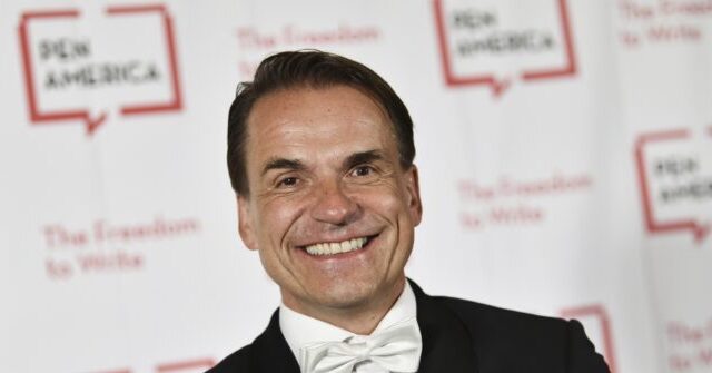Ceo Of Massive Publisher Penguin Random House Steps Down After Simon Ceo Of Massive Publisher Penguin Random House Steps Down After Simon