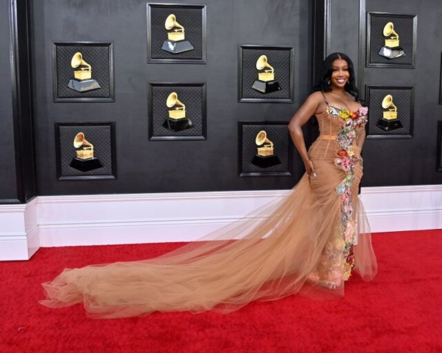 SZA returns with new album 'SOS'