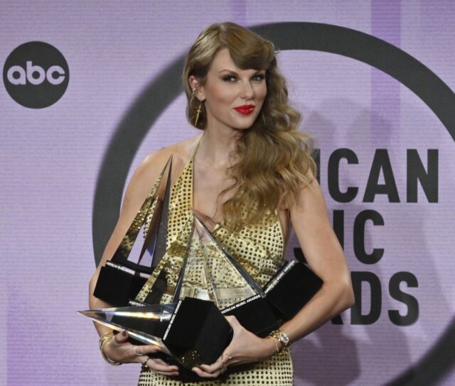 Taylor Swift's 'Midnights' tops U.S. album chart