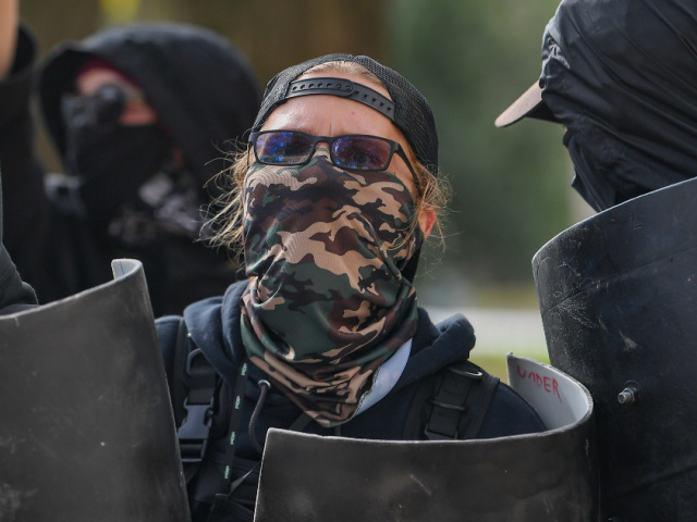 Leftists Riot in Atlanta, Light Police Car on Fire, Break Windows - Vimarsana News