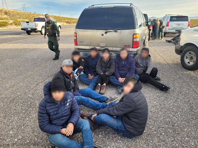 El Paso Border Sector Agents Stop 49 Human Smuggling Incidents in One Week - Vimarsana News