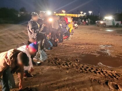 Ajo Station Border Patrol agents apprehended a large group of migrants. (U.S. Border Patrol/Tucson Sector)