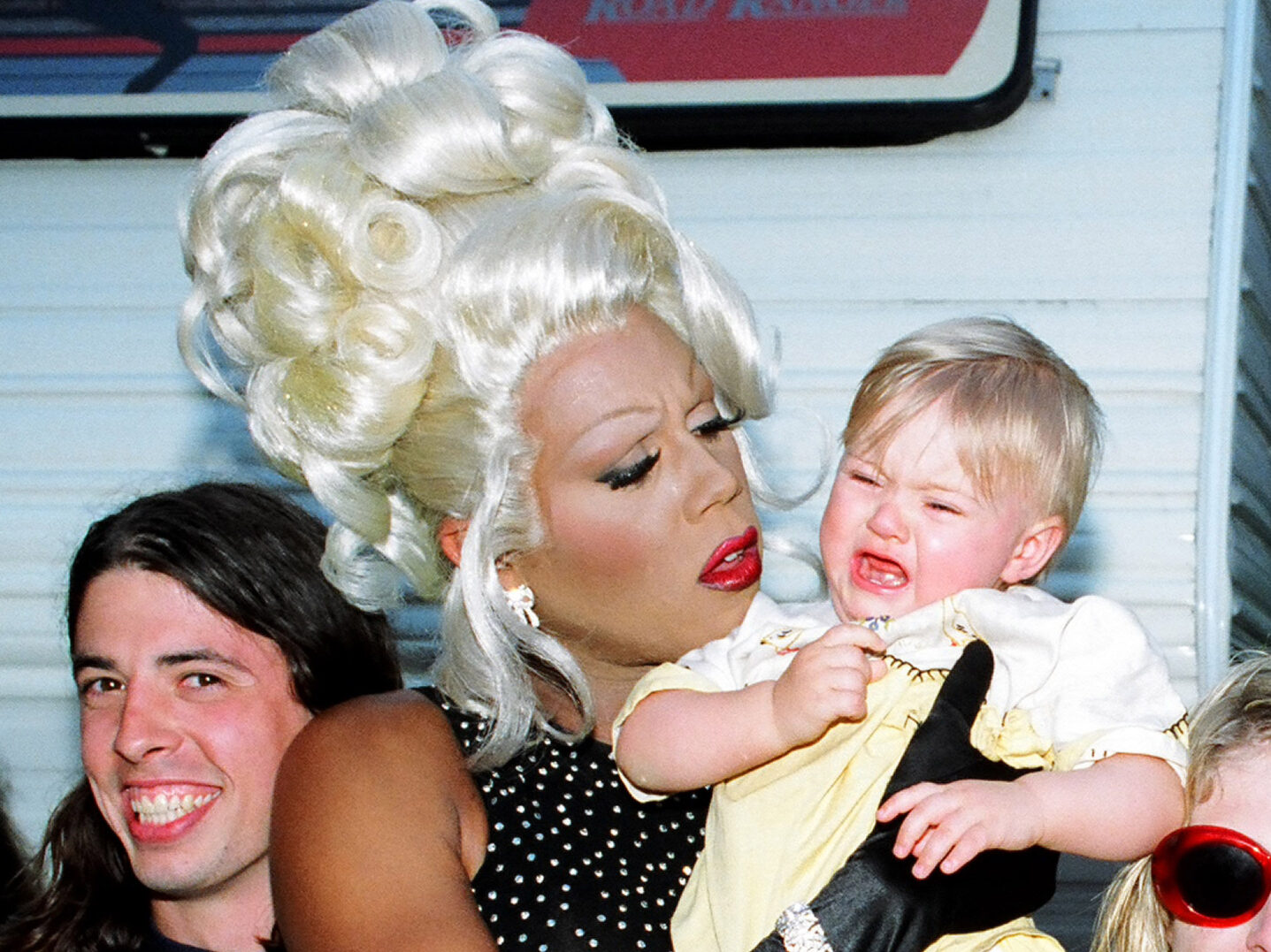 'After Hours' Drag Queen Show Offers Free Tickets to Children Under 8 - Vimarsana News