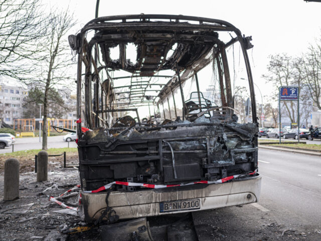 03 January 2023, Berlin: A burnt-out coach stands in Berlin-Neukölln. The coach was compl