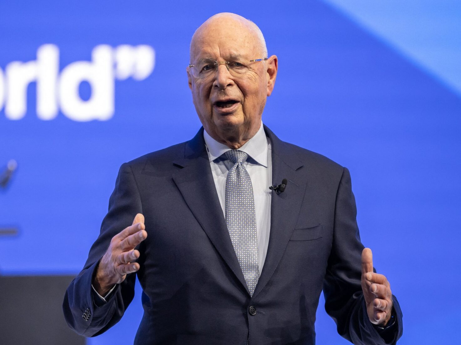 Globalist Klaus Schwab Declares He Will Run WEF into his 100s - Vimarsana News