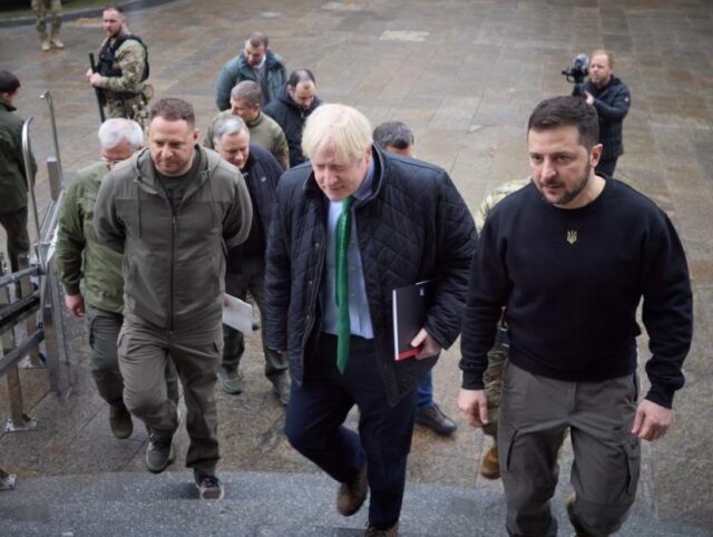 KYIV, UKRAINE - JANUARY 22: (----EDITORIAL USE ONLY â MANDATORY CREDIT - 'UKRANIAN PRESIDENCY / HANDOUT' - NO MARKETING NO ADVERTISING CAMPAIGNS - DISTRIBUTED AS A SERVICE TO CLIENTS----) Former UK Prime Minister Boris Johnson on Sunday meets Ukrainian President Volodymyr Zelenskyy in Ukraine's capital Kyiv on January 22, 2023. …