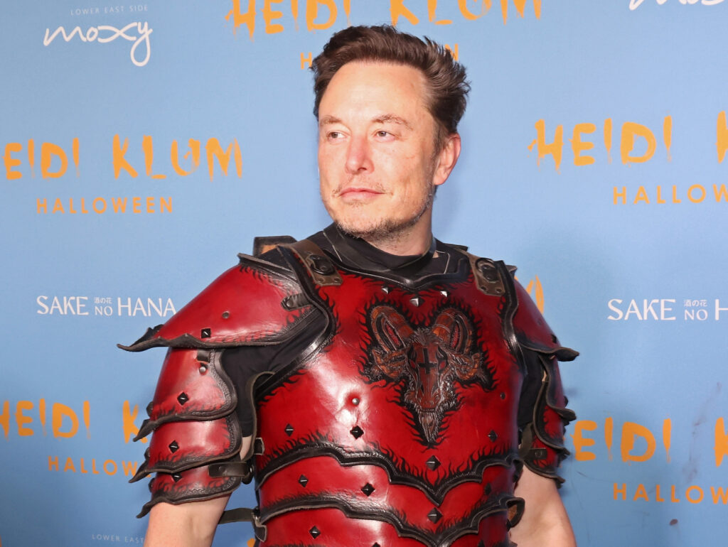 NEW YORK, NEW YORK - OCTOBER 31: Elon Musk attends Heidi Klum's 2022 Hallowe'en Party at Sake No Hana at Moxy LES on October 31, 2022 in New York City. (Photo by Taylor Hill/Getty Images)