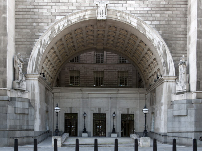 Big Brother Britain: MI5 Spy Agency Illegally Held Citizens' Data for Years - Vimarsana News