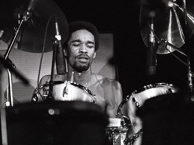 Earth, Wind, & Fire Drummer Fred White Dead at 67 - Vimarsana News