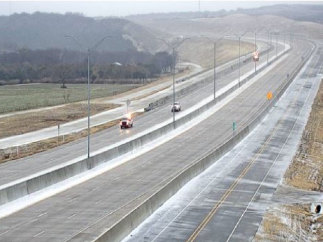 Massive Ice Storm Moves Across the South, Triggering Dangerous Travel Conditions - Vimarsana News