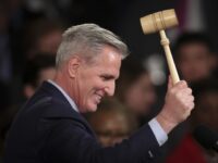 House Republicans Give McCarthy Standing Ovation in Debt Limit Meeting