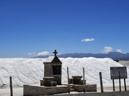 Picture taken at the Salinas Grandes salt flat, shared by the Argentine northern provinces