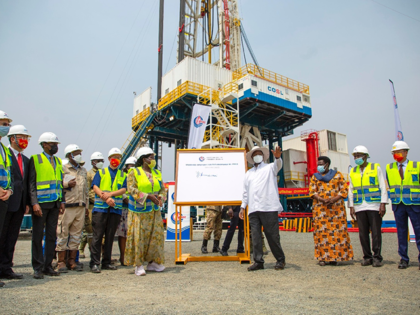 Ugandan President Yoweri Museveni (C-L) alongside other local and government leaders launch the Kingfisher oil field in Kikuube district on January 24, 2023. (Photo by Stuart Tibaweswa / AFP)