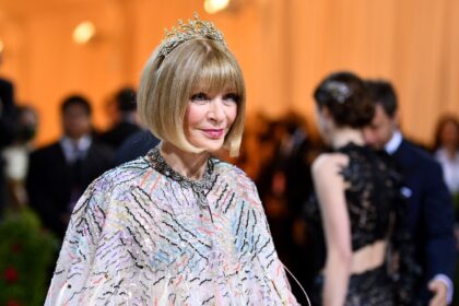 Vogue Editor-in-Chief Anna Wintour arrives for the 2022 Met Gala at the Metropolitan Museu