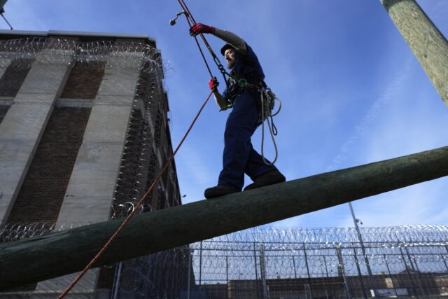Inmate Tree Trim Training The Associated Press