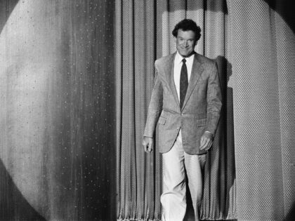 THE TONIGHT SHOW STARRING JOHNNY CARSON -- Pictured: (l-r) Actor Charles Kimbrough arrives