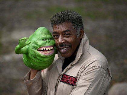 ROBBINSDALE, MN - MAY 5: Ghostbusters co-star Ernie Hudson poses for a portrait after reco