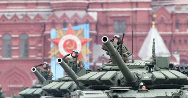 Visions of 'Justice': Tanks to Roll on Moscow's Red Square, Says Ukraine