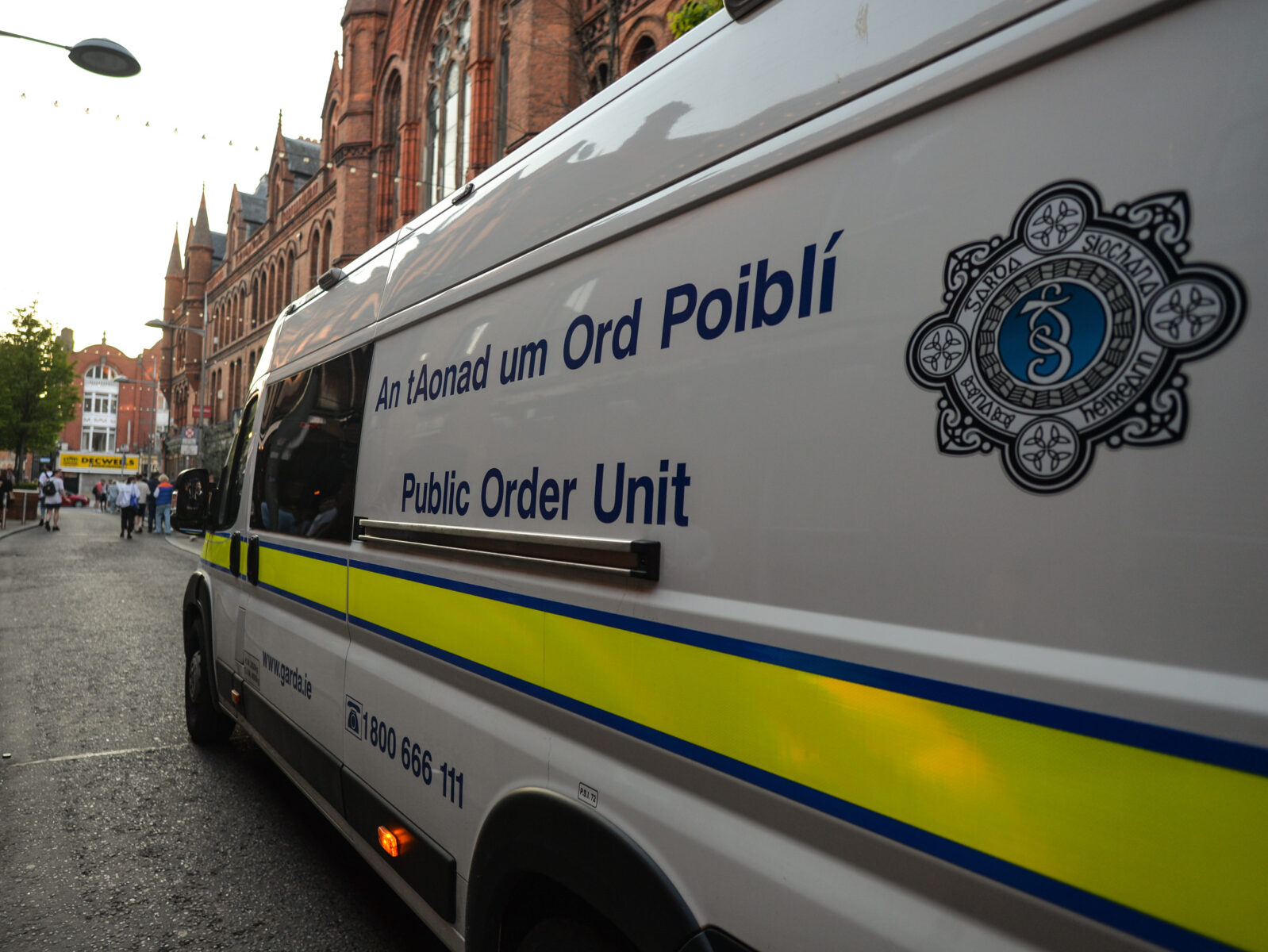 Irish Police Accused of Blocking Peaceful Anti-Mass Migration Protest - Vimarsana News