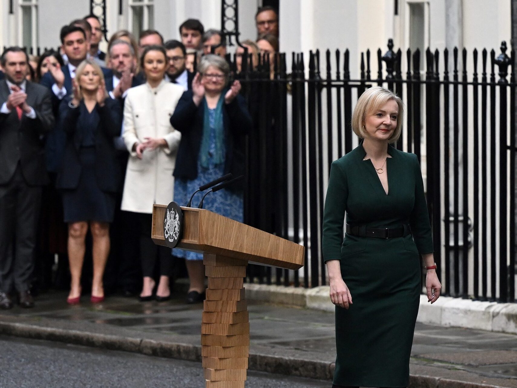 Truss: Leftist Economic Establishment, Biden Killed My Low-Tax Agenda - Vimarsana News