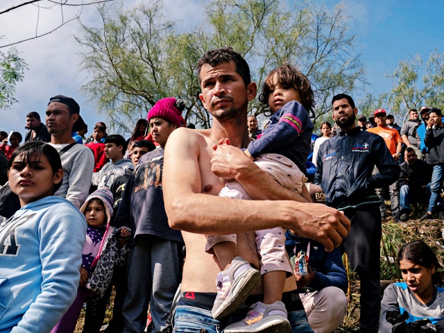 NYT: U.S. Imports Poverty as Young Migrants Make Up 44% of Poor Children - Vimarsana News