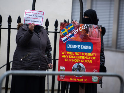 LONDON, UNITED KINGDOM - 2023/01/28: Protestors hold placards during the demonstration against the Quran Burning In Sweden A high representative of the United Nations Alliance of Civilizations has condemned the burning of the Muslim holy book by a Swedish-Danish far-right politician as a vile act. Rasmus Paludan, leader of the …