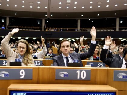 Euro-deputies vote a request for waiver of the immunity of MEPs Marc Tarabella and Andrea