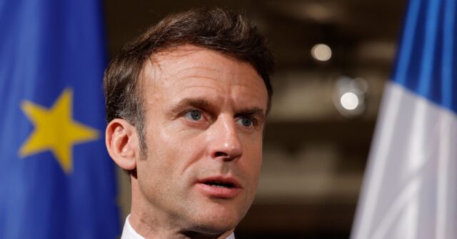 France's Macron Claims He Does Not Believe in Regime Change in Russia