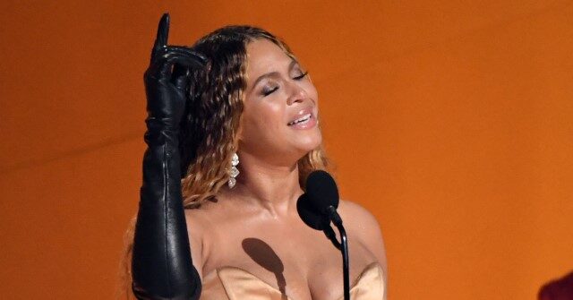 Beyoncé Breaks Record For Lifetime Grammy Wins Thanks God And Queer Community 
