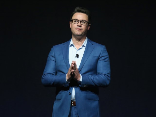 Dave Hollis, Disney Exec Turned Self-Help Author, Dies at 47 -- 'Youthful and Didn't Have a Long Medical History' - Vimarsana News