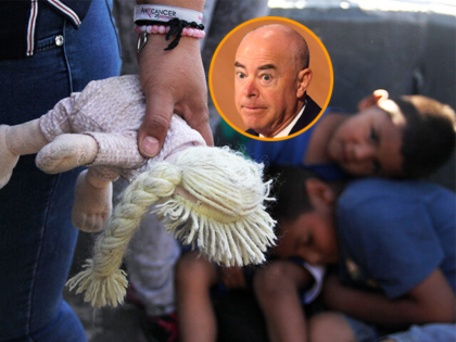 Mayorkas Permits Child Sex Trafficking, migrant-children-uac HERIKA MARTINEZ_AFP via Getty