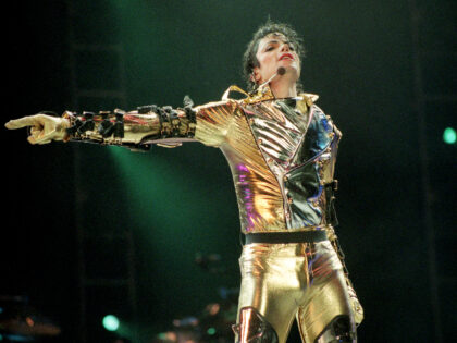 AUCKLAND, NEW ZEALAND - NOVEMBER 10: Michael Jackson performs on stage during is "HIStory" world tour concert at Ericsson Stadium November 10, 1996 in Auckland, New Zealand. (Photo by Phil Walter/Getty Images)